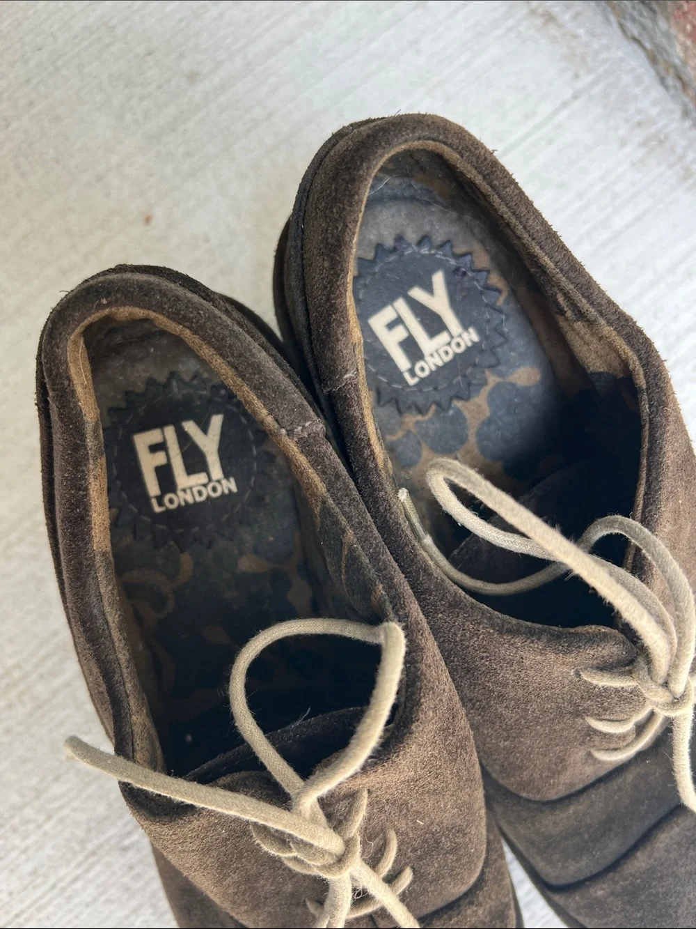 Fly London Yif Dark Brown Suede Lace-Up Oxfords with Cream Laces Size 36